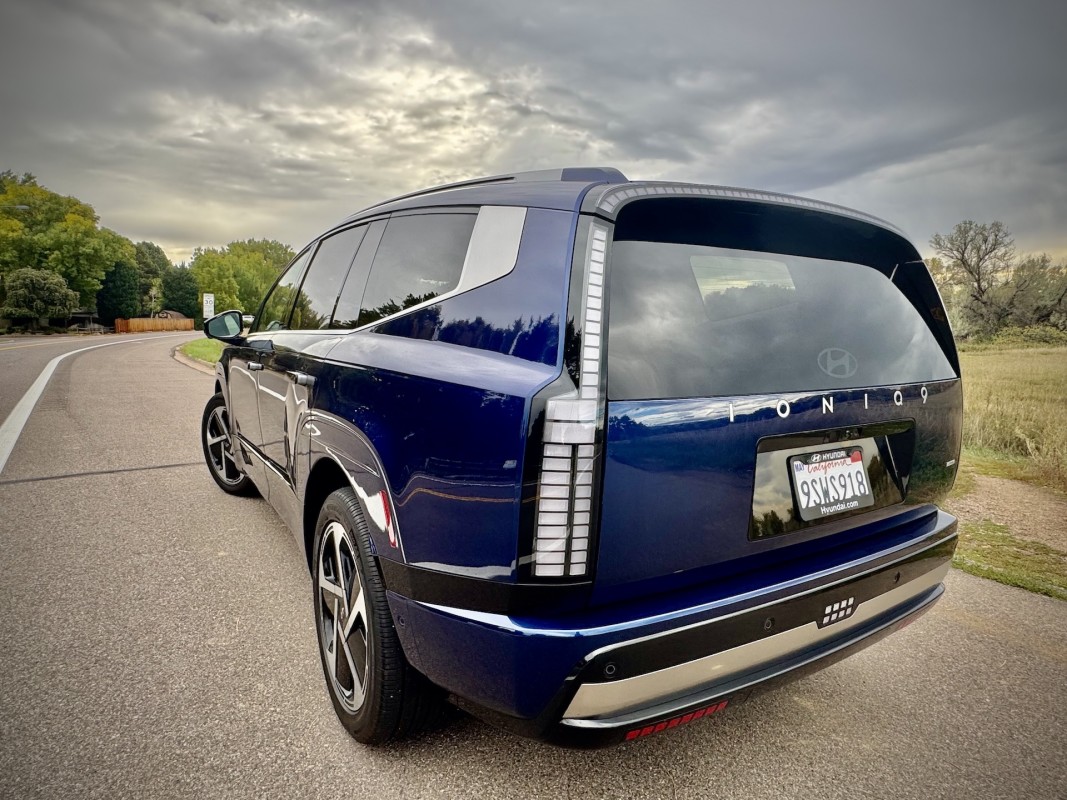 Hyundai Ioniq 9 задняя часть