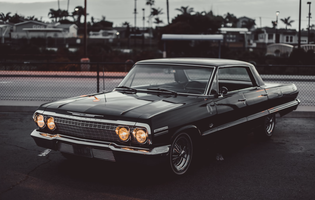 Comment assurer votre voiture classique : conseils pratiques