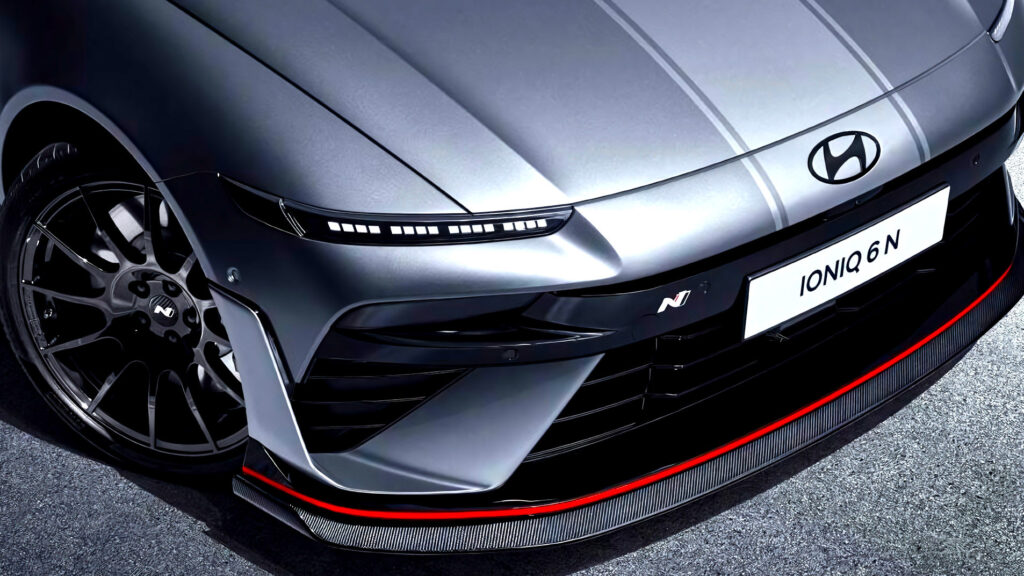 Hyundai Ioniq 6 N en action