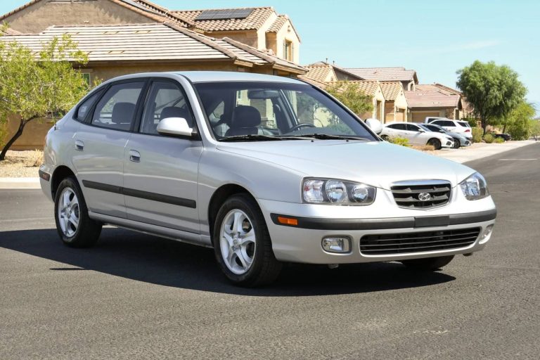 Hyundai Elantra GT 2003 : la complice des années de jeunesse