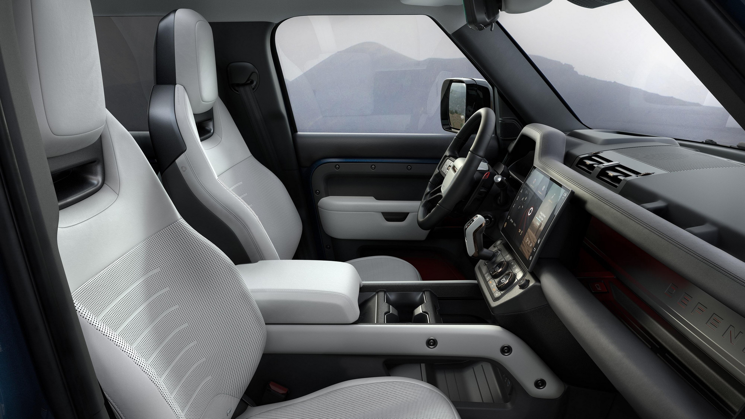 Classic Defender V8 With Octa Upgrades Costs Way More Than The New Octa