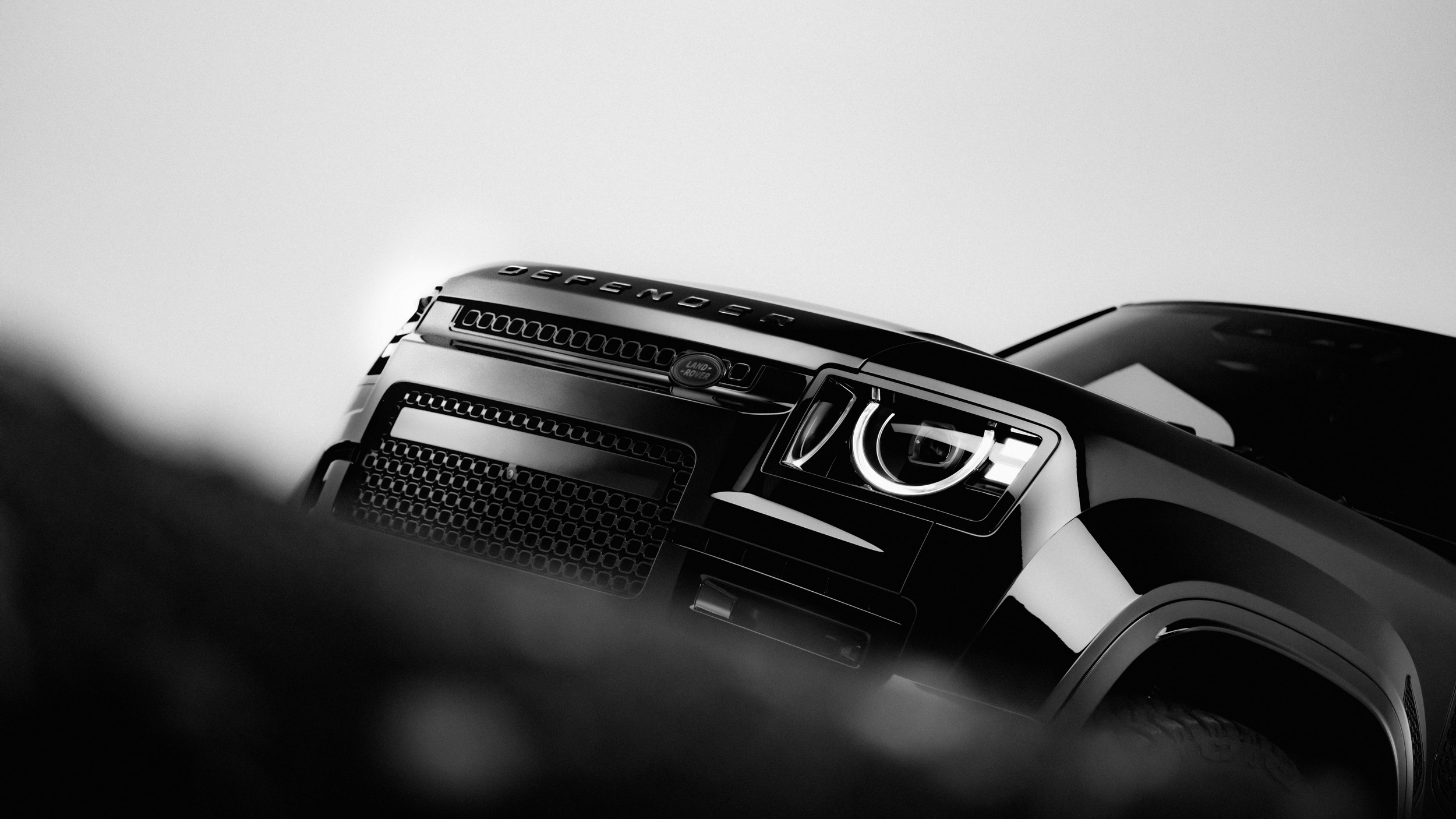 Classic Defender V8 With Octa Upgrades Costs Way More Than The New Octa