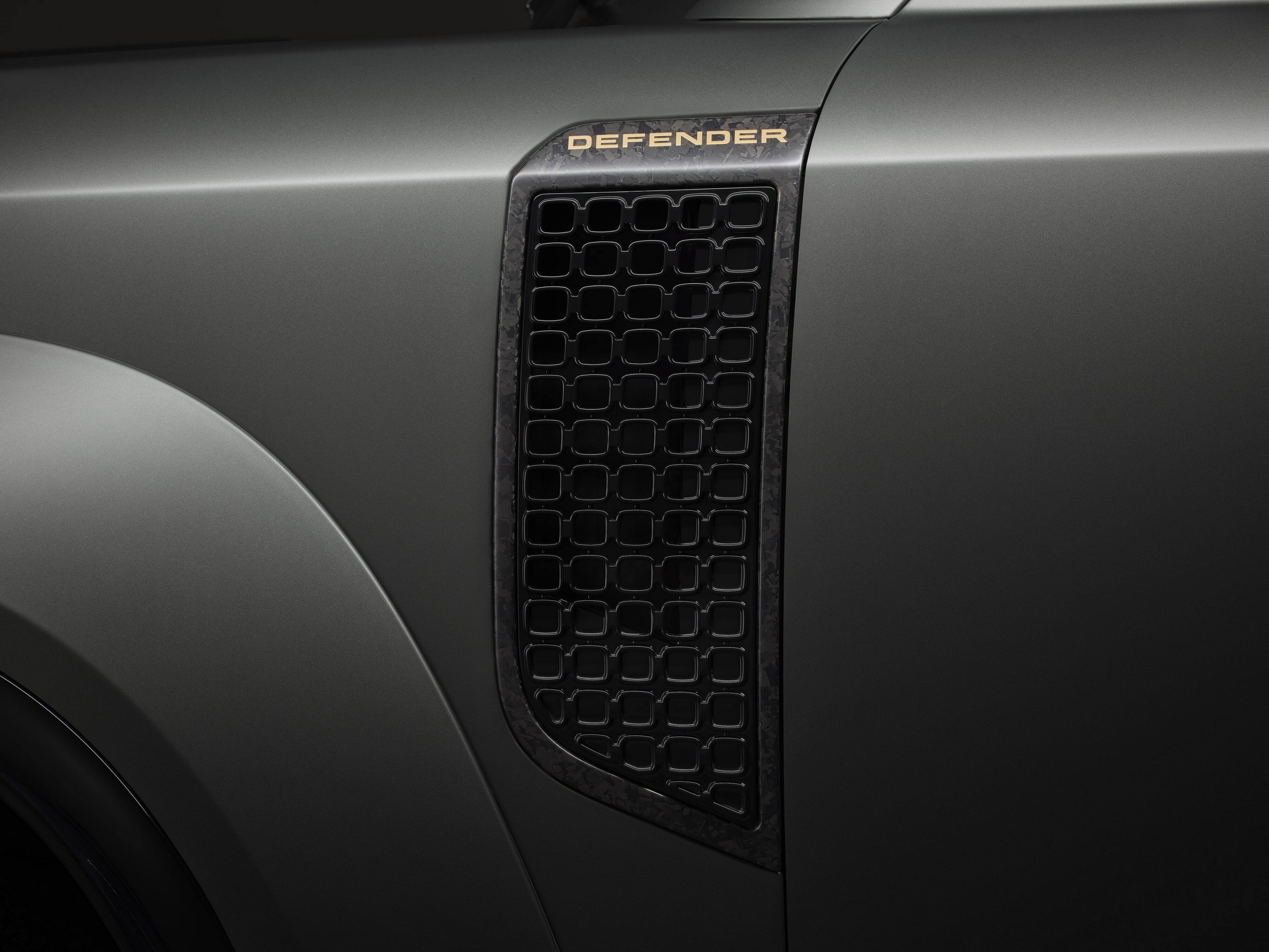 Classic Defender V8 With Octa Upgrades Costs Way More Than The New Octa