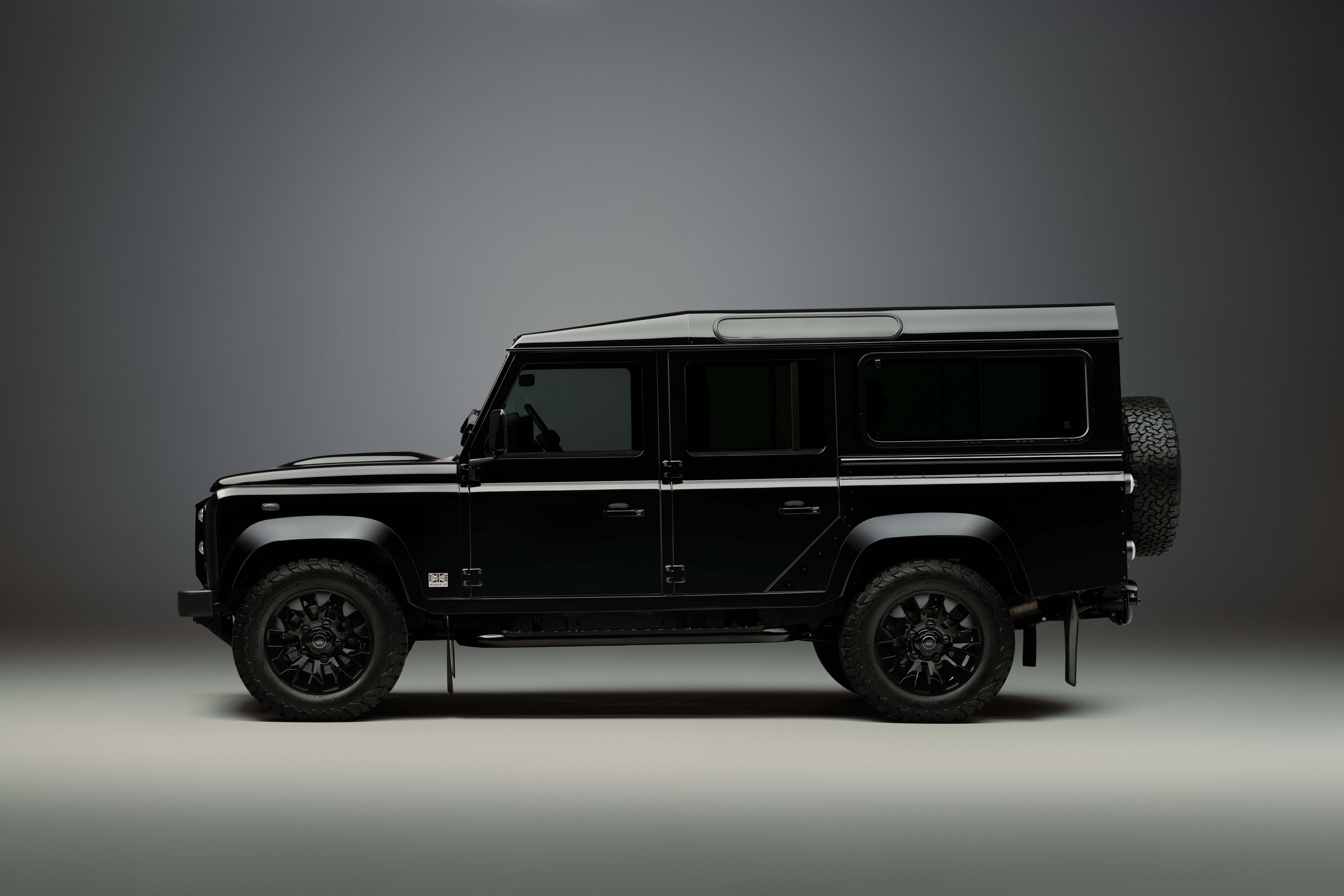 Classic Defender V8 With Octa Upgrades Costs Way More Than The New Octa