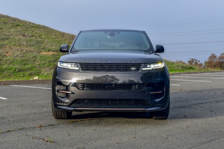 Range Rover Sport Autobiography PHEV : luxe et performance au quotidien