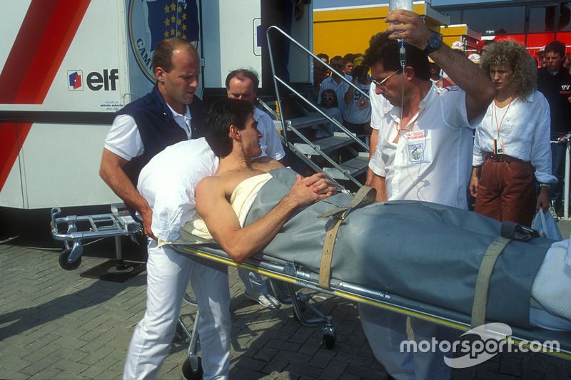 Mick Doohan après sa blessure au GP des Pays-Bas 1992.