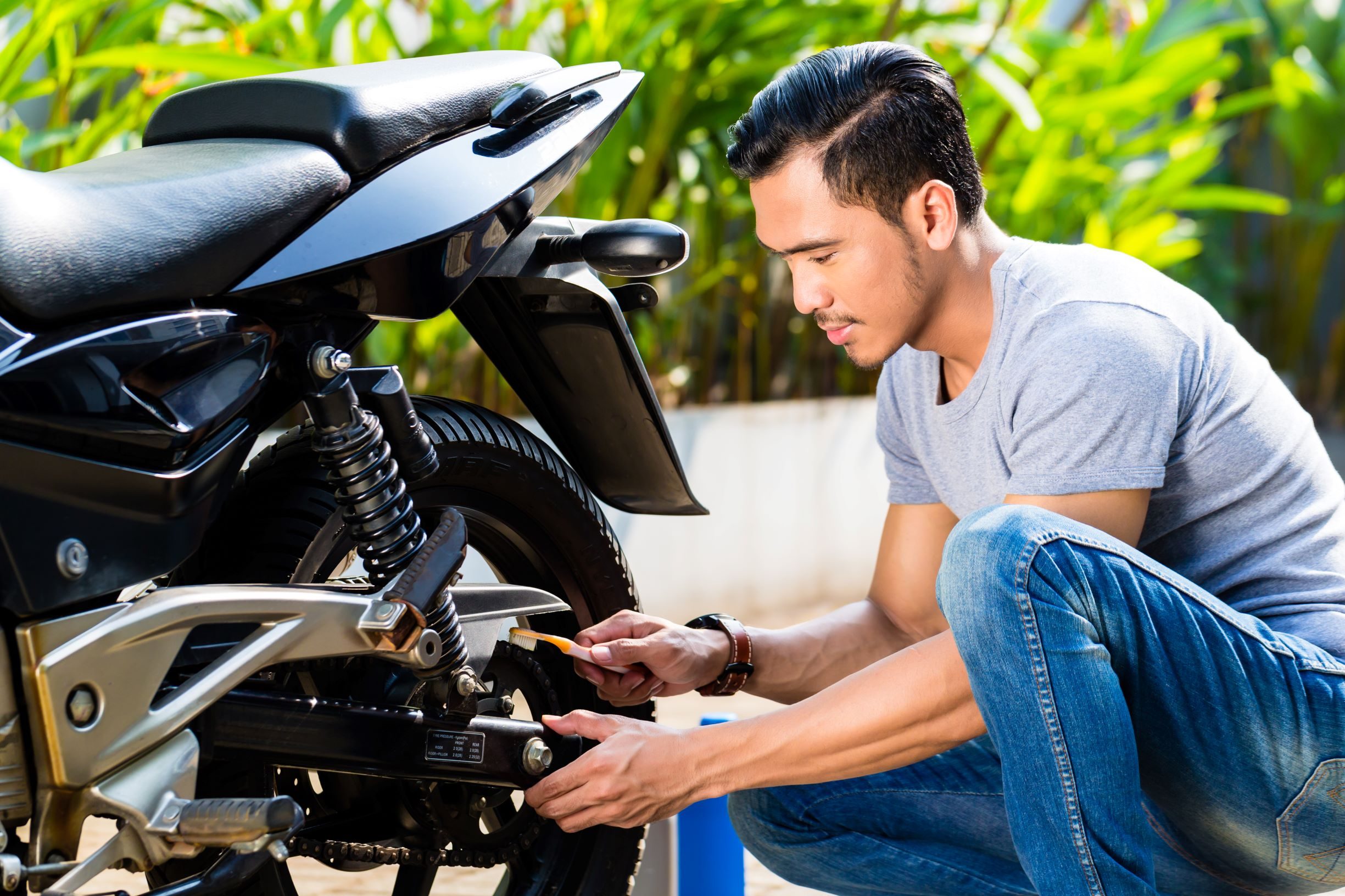 Yamaha Nmax : guide pratique pour une vidange parfaite de votre scooter