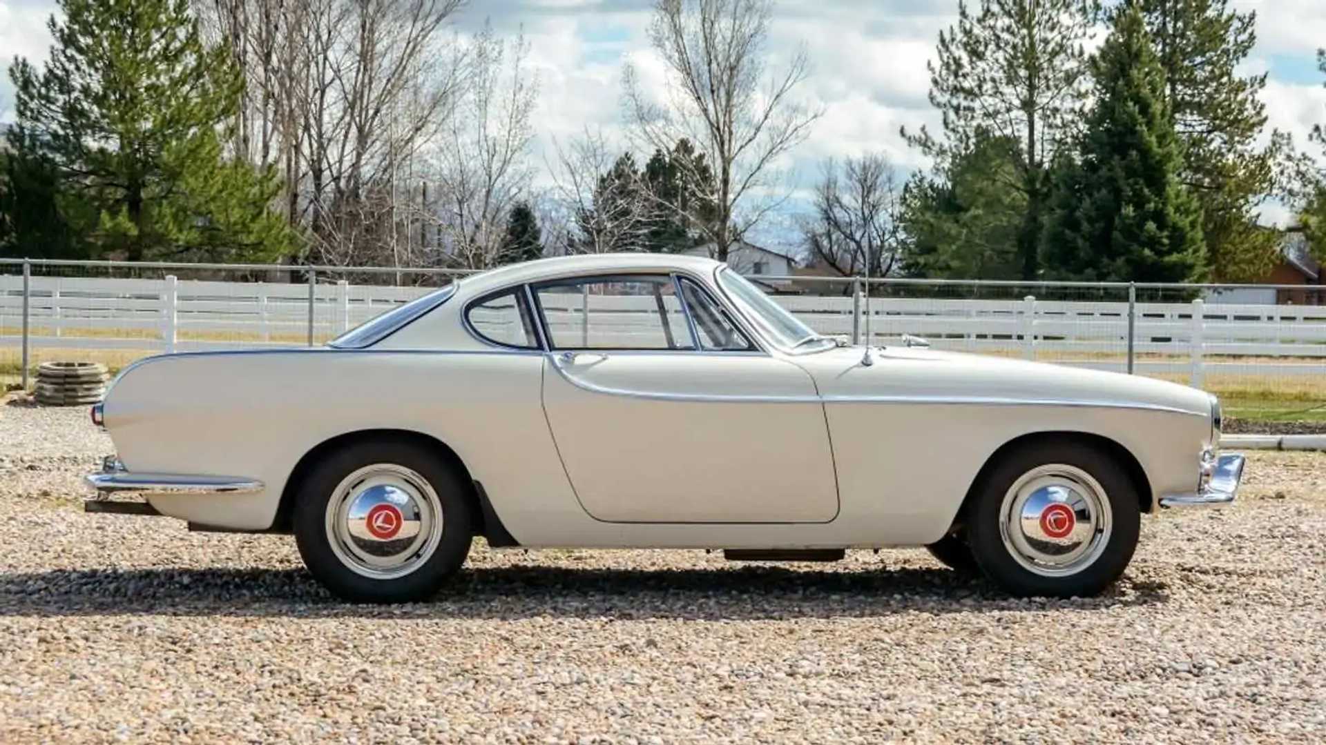 Volvo P1800
