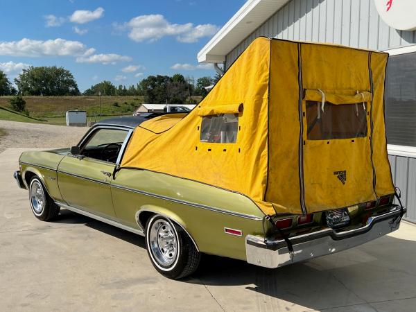 The Nostalgia of the Past: Reflections on the Happiness of New Cars