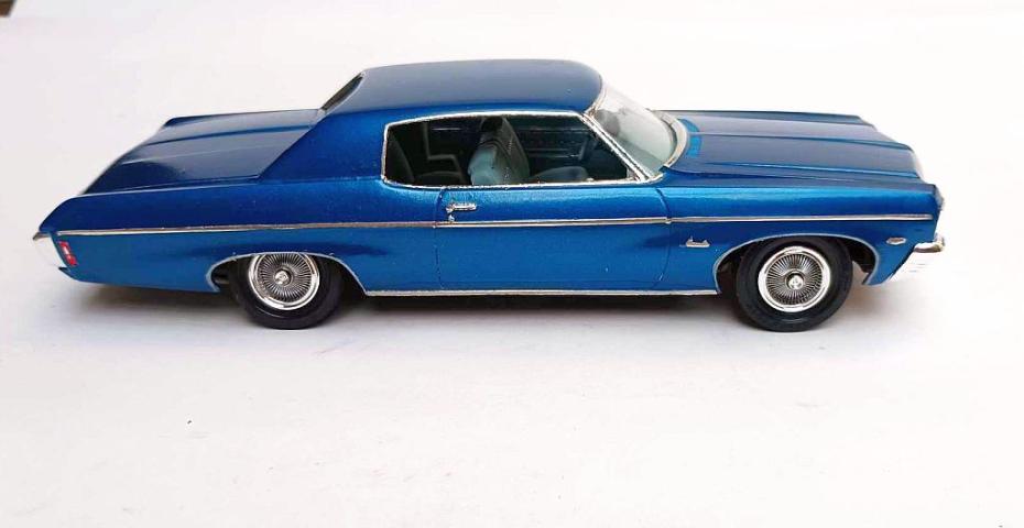 Summer getaway: a collection of blue scale models to chase away winter blues.