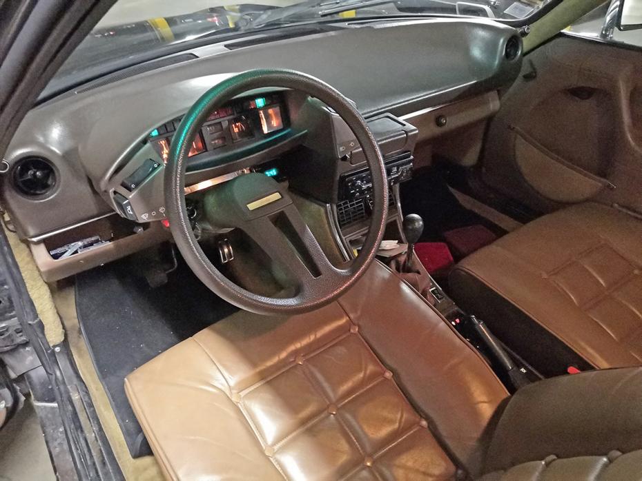 Citro&euml;n CX Prestige: la limusina futurista de los a&ntilde;os 80