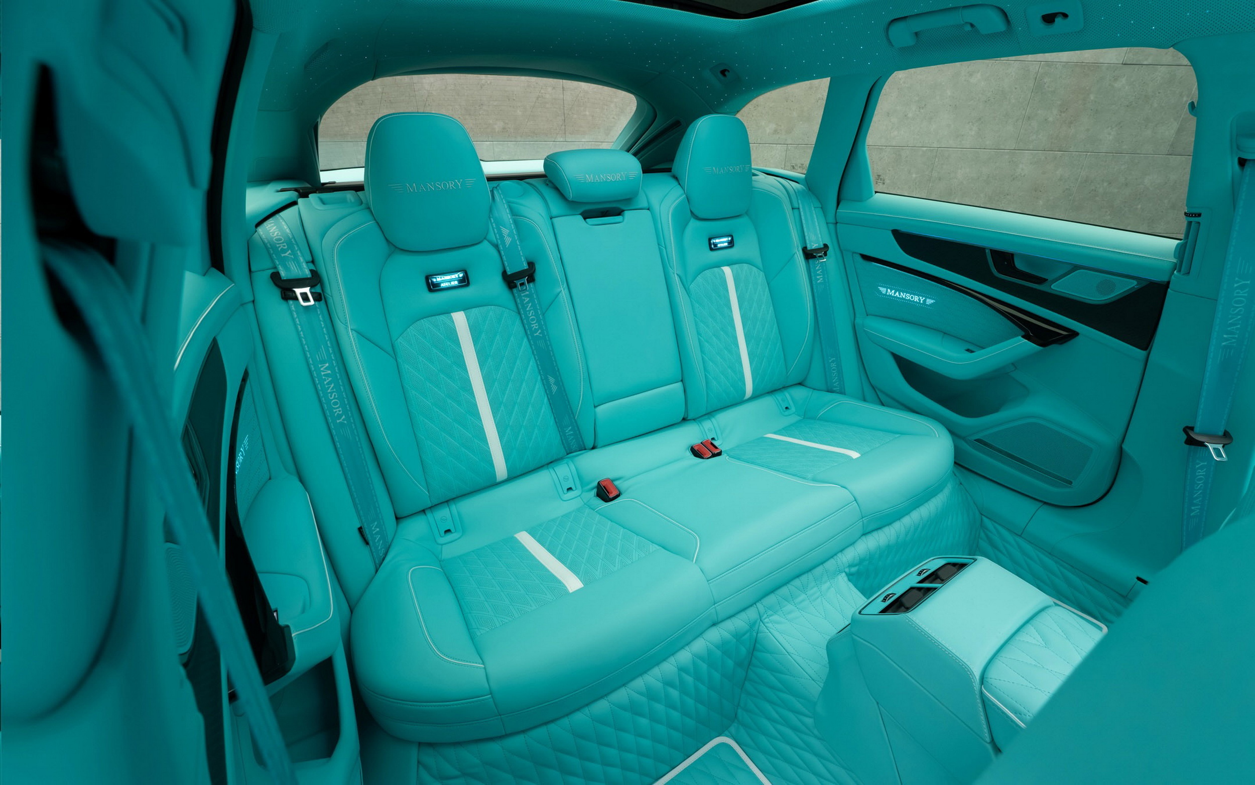 Mansory’s 1,085HP Wagon Has More Turquoise Than A Miami Realtor’s Pool