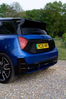 MINI Cooper Electric Achieves Euro NCAP's Best in Class Safety Rating