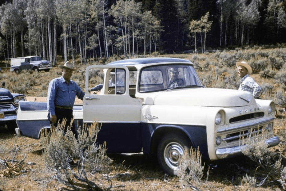 Plongée dans l’Histoire des Camions Américains des Années 50 à 70