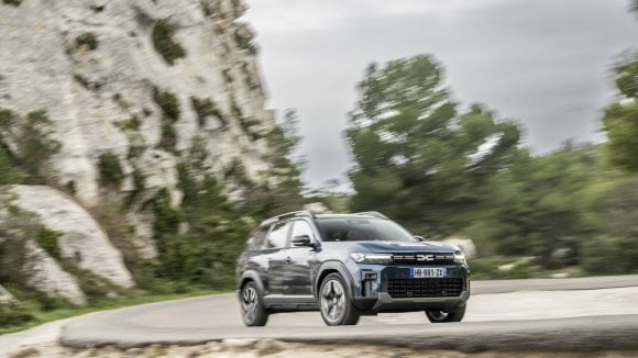 Le Dacia Bigster joue plut&ocirc;t la carte du confort que celle du dynamisme. &copy; Alexandre Krassovsky