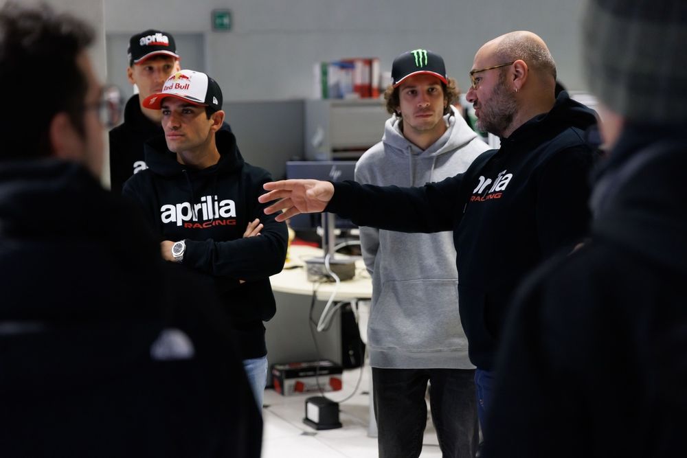 Marco Bezzecchi aprecia especialmente a abordagem de Fabiano Sterlacchini.