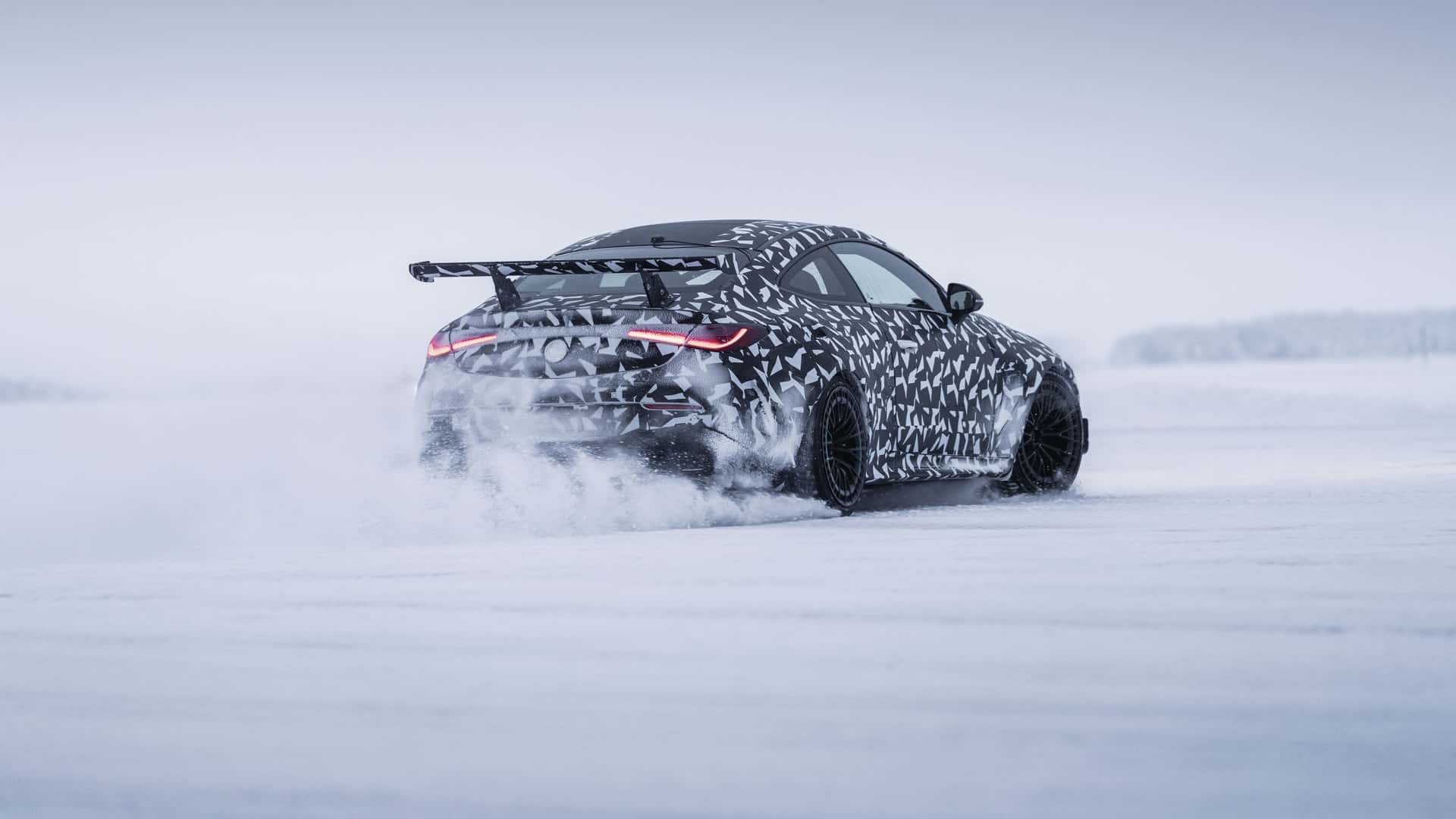 Mercedes-AMG CLE Mythos, les photos des essais sur neige