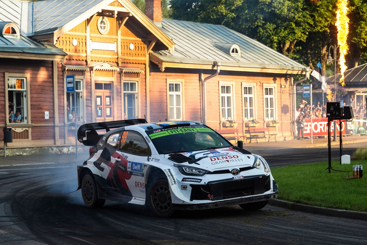 Rallye Monte-Carlo 2026 : Oliver Solberg à la conquête des points pour Toyota