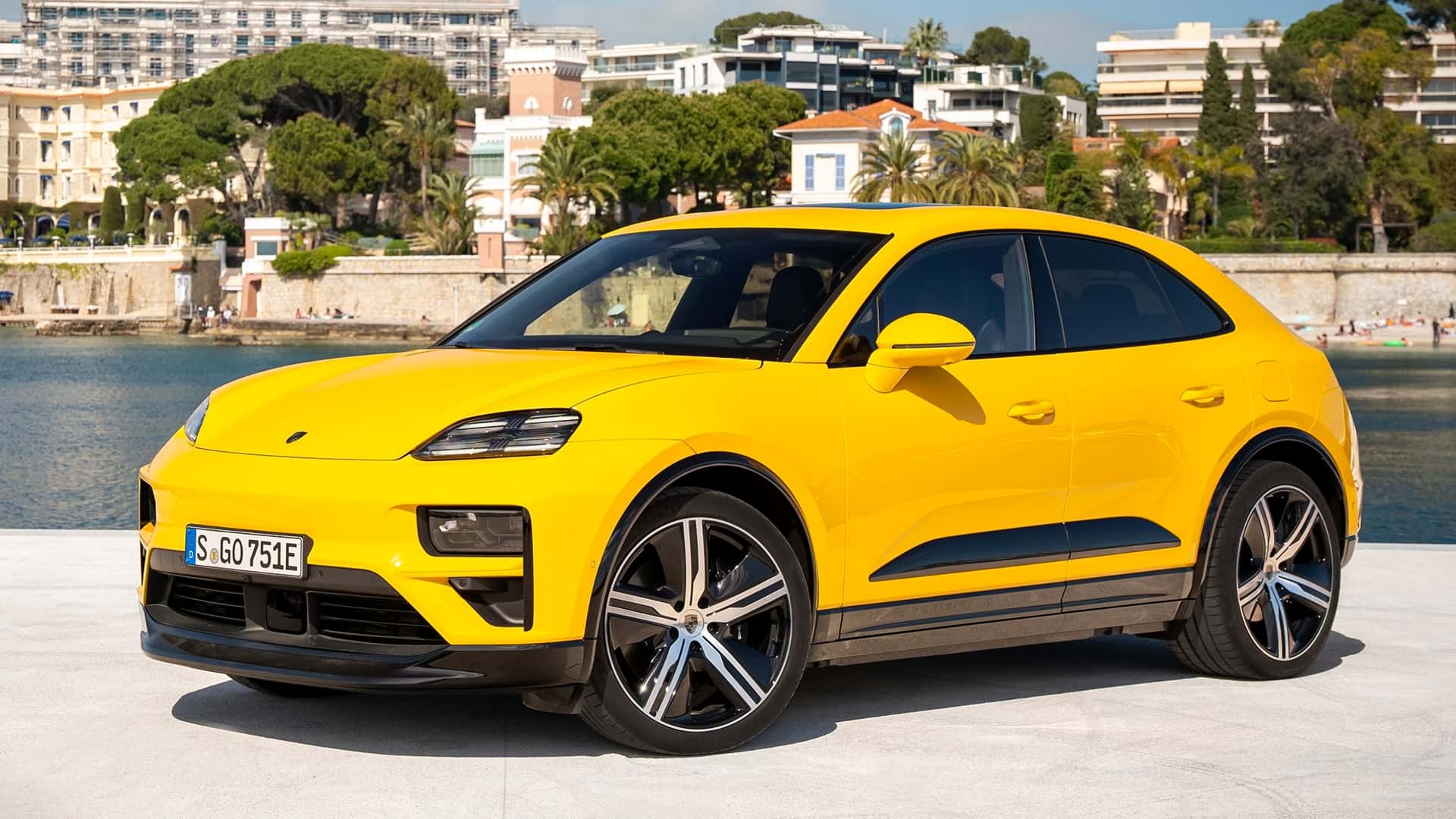 Porsche Macan Electric 2025