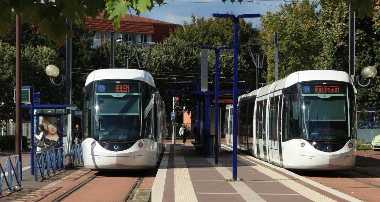 Un conducteur ivre s’encastre dans un poteau et paralyse le métro à Rouen