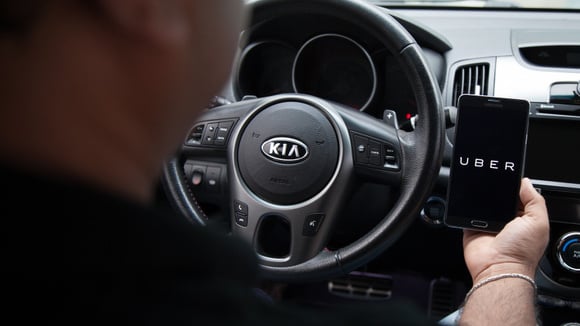 Les chauffeurs de VTC seraient de plus en plus exploit&eacute;s &copy; Yayimages