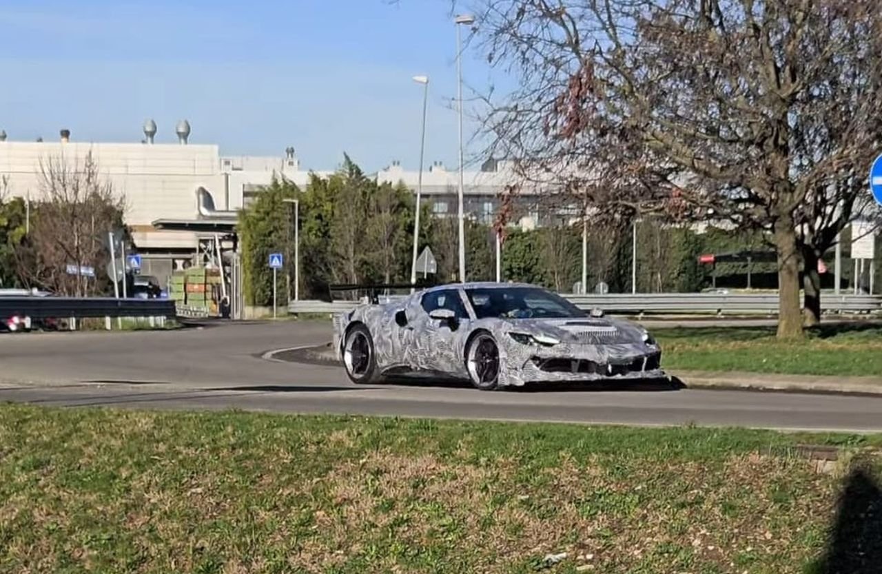 法拉利296 Speciale:下一个赛道准备挑战者Stradale?