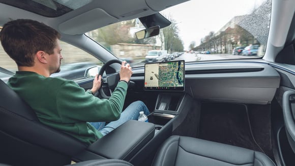 China impone un regreso a los controles f&iacute;sicos en la automoci&oacute;n