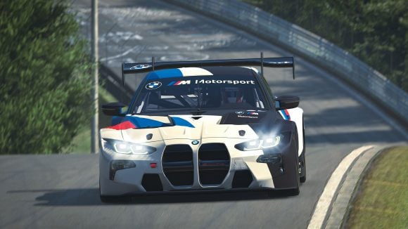 Difficile de bien se rendre compte du dénivelé d'un circuit comme le Nürburgring ou Spa en simracing sans un caque de réalité virtuelle. © BMW
