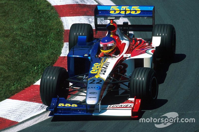 Jacques Villeneuve at the wheel of the BAR PR01 at the 1999 Canadian GP.