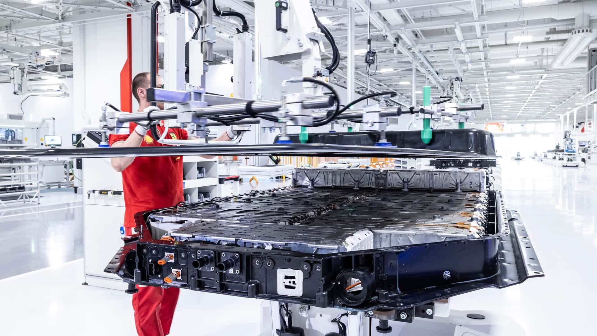 Ferrari Elettrica : la technologie et l&rsquo;usine e-building