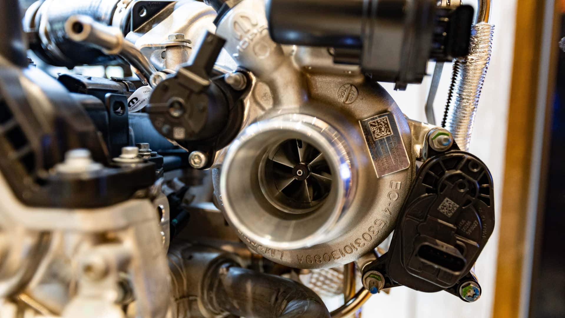 Jeep Hurricane 4: Un Revolucionario en Motores de Combustión Interna