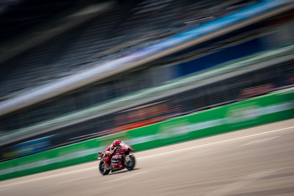 Marc Márquez: Entre Quedas e Desafios, um Retorno Tenso