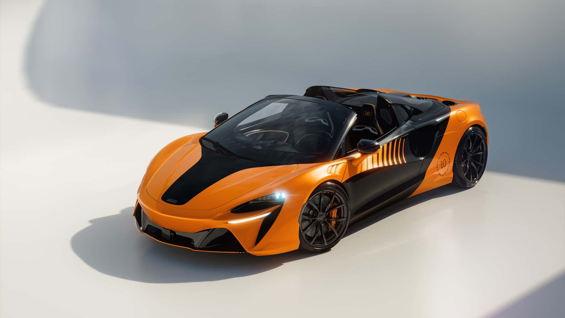 McLaren unveils the Artura Spider MCL39 Championship Edition to celebrate its success in F1