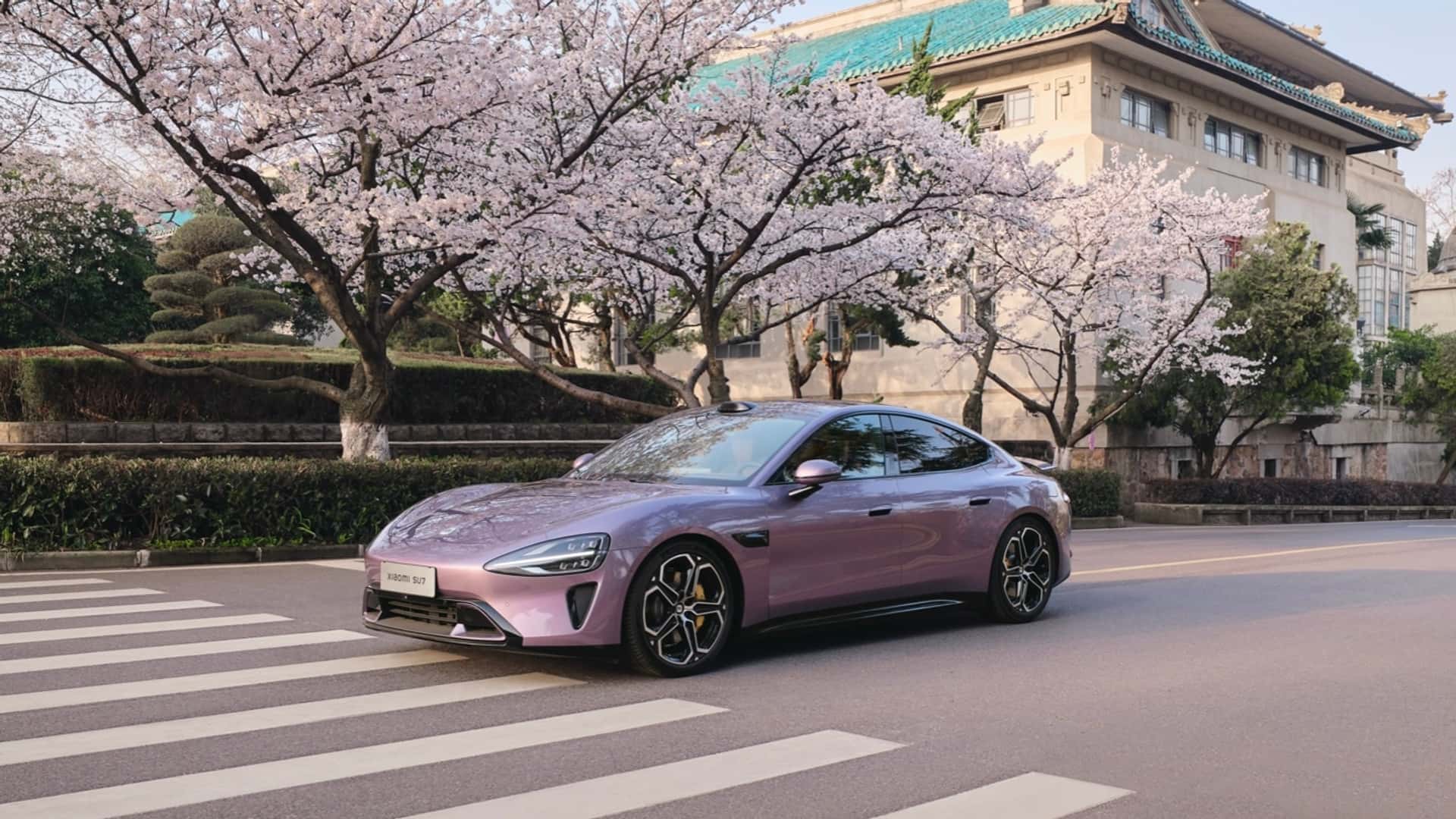 小米SU7:令人期待的改款与惊人的性能