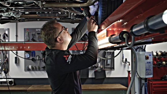 Масштабное мошенничество в системе регистрации автомобилей погружает французские автосервисы в кризис