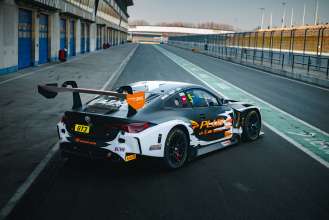 BMW M4 GT3 EVO Debuts in BLEACH Livery
