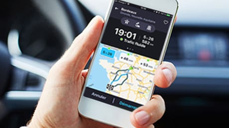 Google verbessert Android Auto: Radio direkt steuern