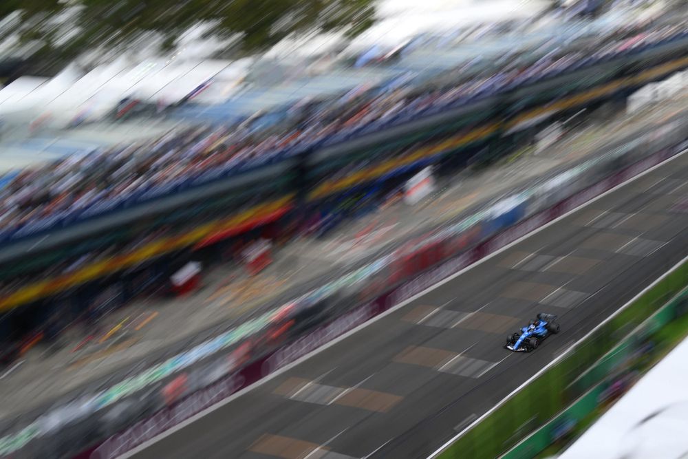 Williams enfrenta problemas de peso: a dura batalha do FW48