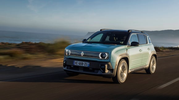 雷诺通过提高奖金加强电动汽车攻势，雷诺5迎来新机遇