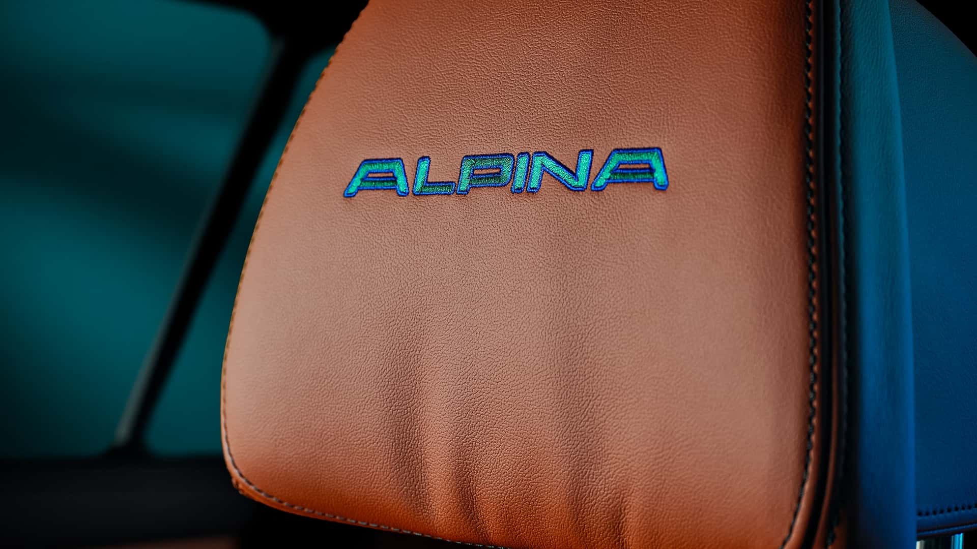 宝马 Alpina XB7 Manufaktur：大胆告别的限量版