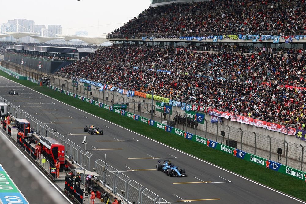 Carlos Sainz: Entre la Esperanza y la Desilusión, la Amarga Realidad de Williams