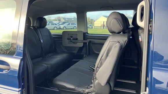 Mercedes Vito 4x4: Una Elección Estratégica para la Gendarmería de los Pirineos