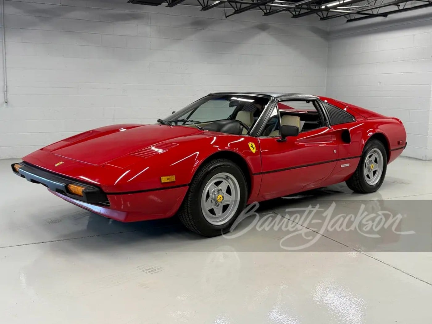 Ferrari 308 GTS : l’icône de Magnum à vendre