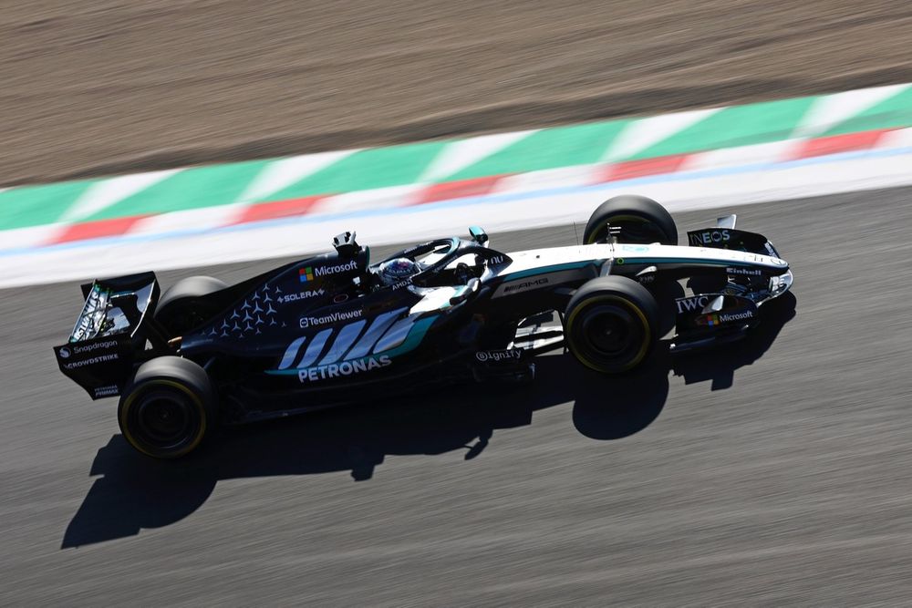 Mercedes brilha e domina em Suzuka