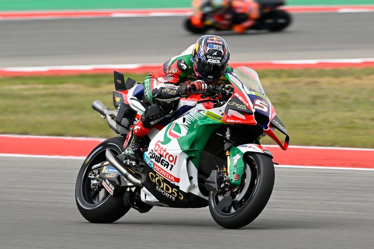 Zarco perd pied après un contact malheureux