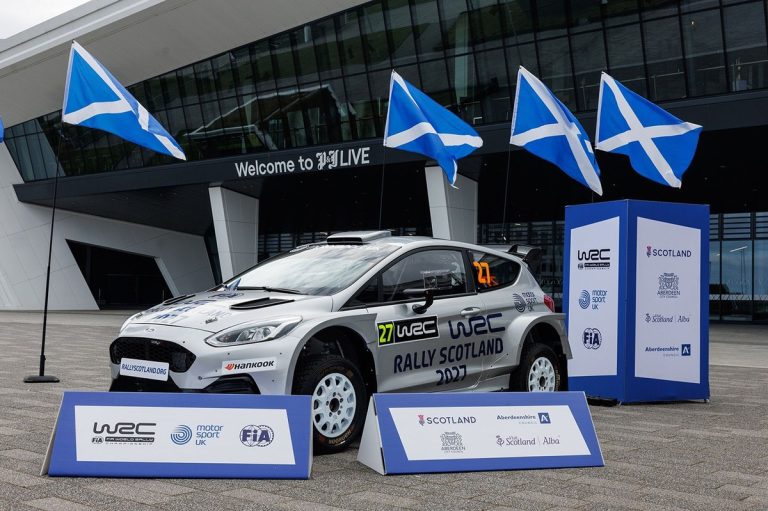 Le retour du WRC en Écosse : un coup de maître pour le sport automobile britannique