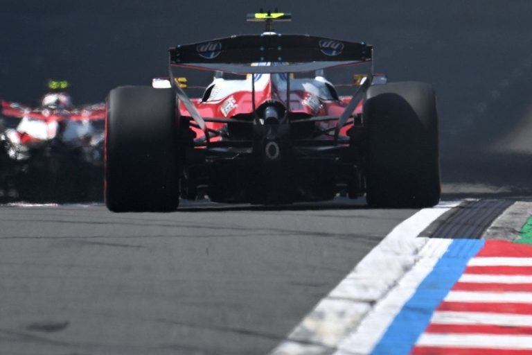 Ferrari fait marche arrière sur son aileron rotatif : un coup de frein stratégique