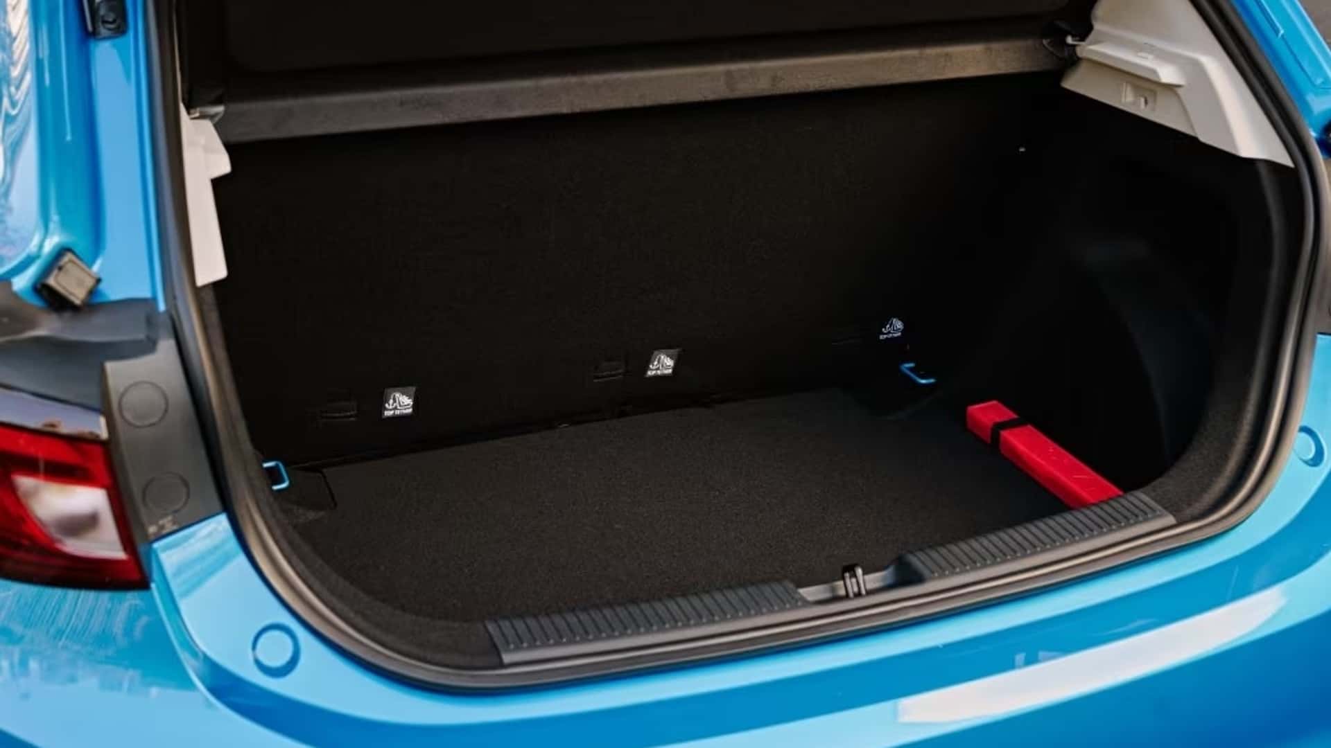 Duelo de Híbridos Compactos: Toyota Aygo X vs. MG3 – Qual Vai Dominar?