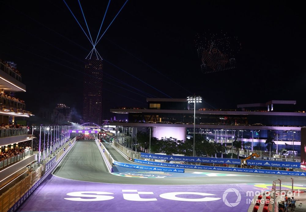 Пилоты Формулы-1 перед лицом неопределенности: между доверием и тревогой