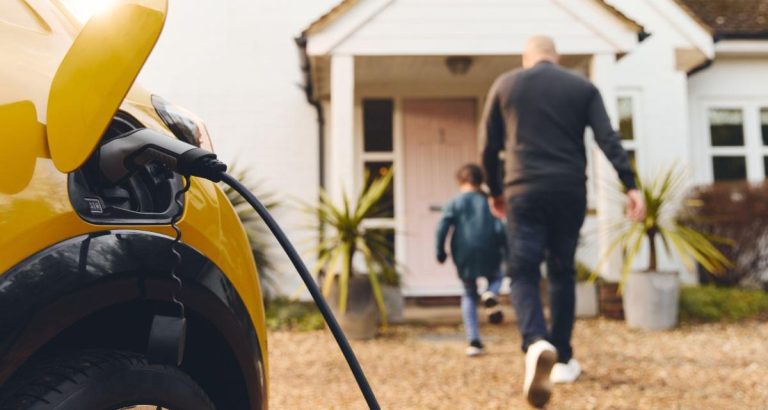 Recharger moins cher : les leviers qui font vraiment baisser la facture